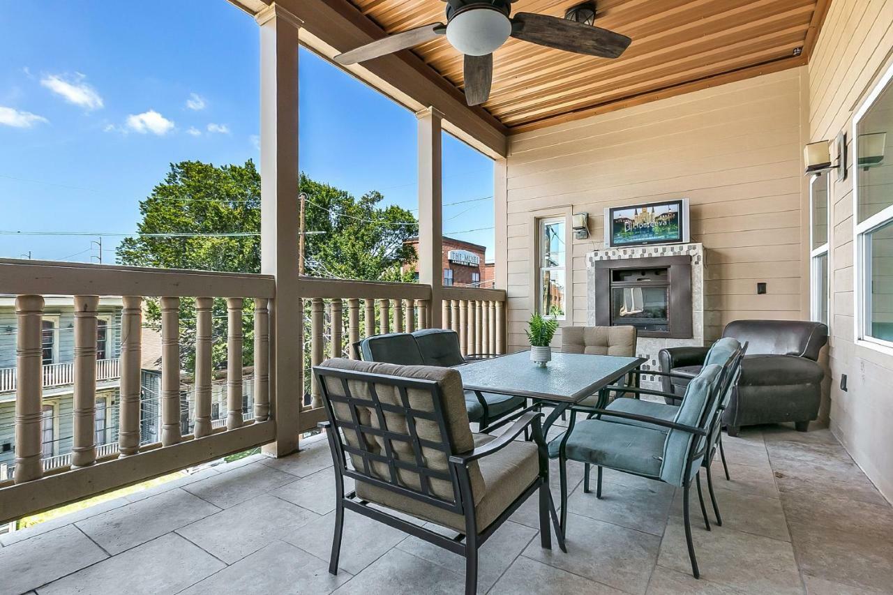 Spacious 4Br Condo On Carondelet Near All Hot Spo New Orleans Ngoại thất bức ảnh