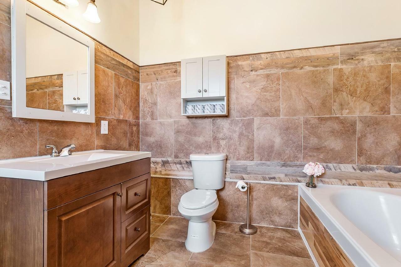 Spacious 4Br Condo On Carondelet Near All Hot Spo New Orleans Ngoại thất bức ảnh