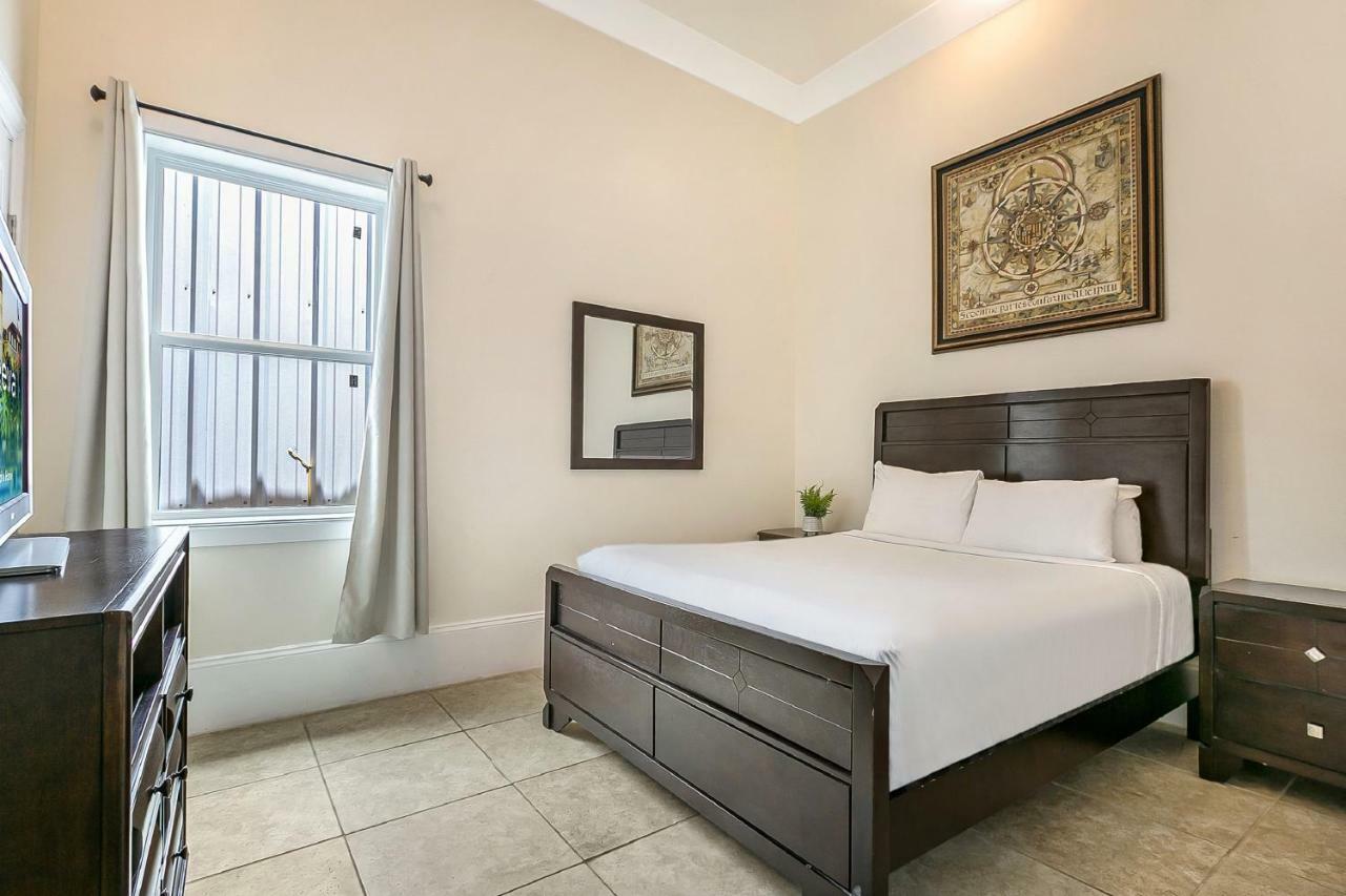 Spacious 4Br Condo On Carondelet Near All Hot Spo New Orleans Ngoại thất bức ảnh